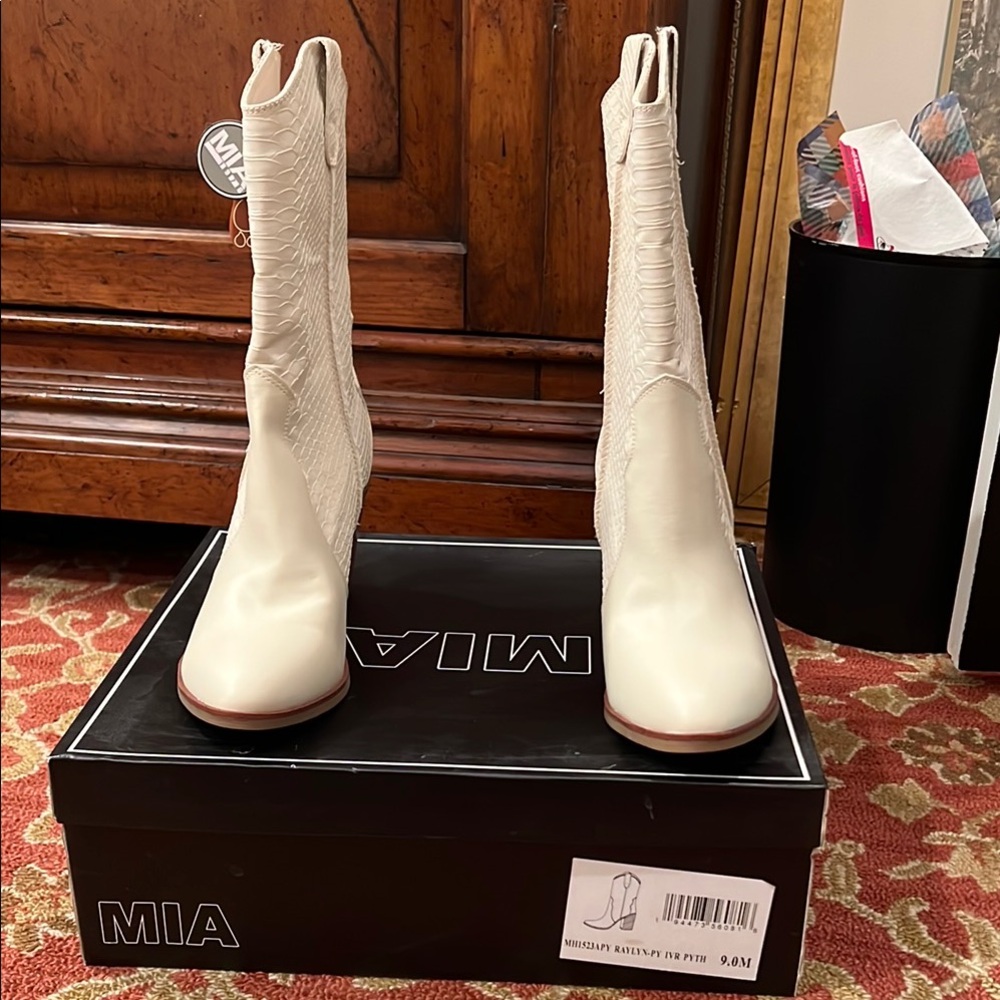 MIA Cream Heeled Boots Western Style